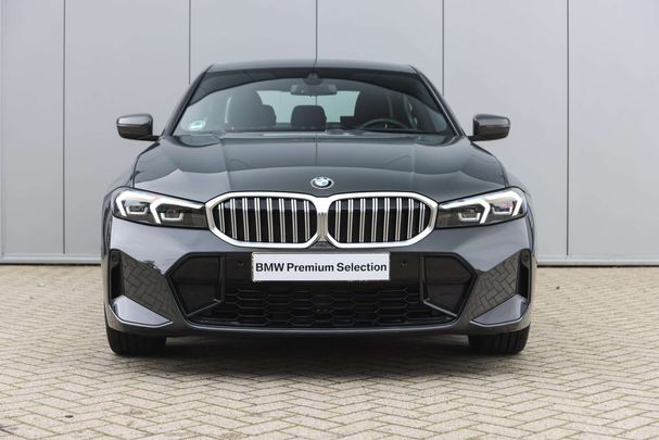 BMW 318i 115 kW image number 2