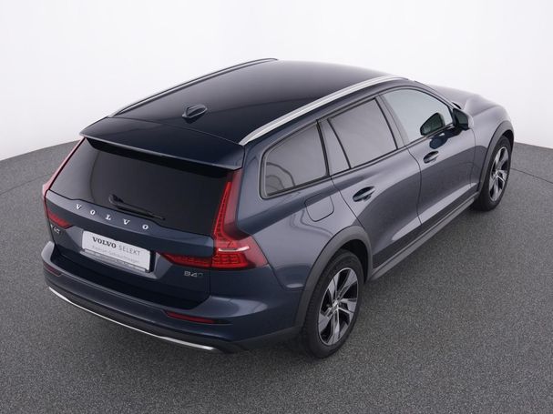 Volvo V60 Cross Country AWD B4 145 kW image number 23