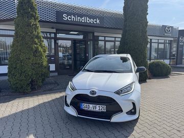 Car image 2