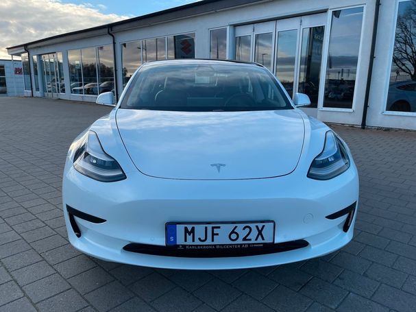 Tesla Model 3 Standard Range Plus 190 kW image number 3