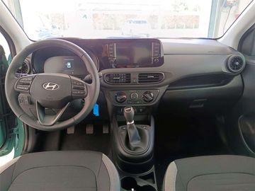 Car image 10