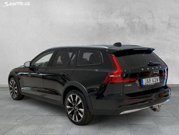 Volvo V60 Cross Country AWD B5 184 kW image number 13