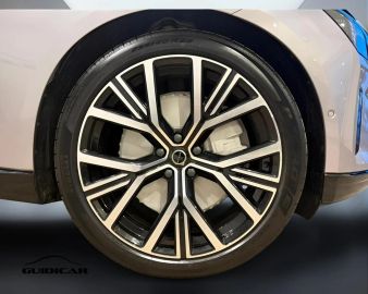 Car image 27