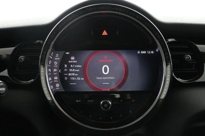 Car image 49