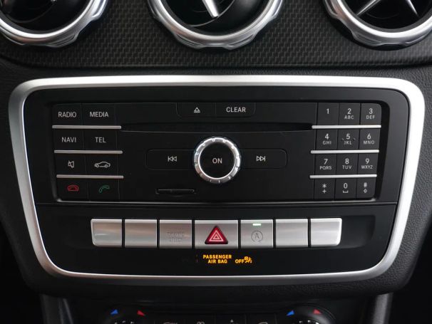 Mercedes-Benz GLA 200 d 100 kW image number 29