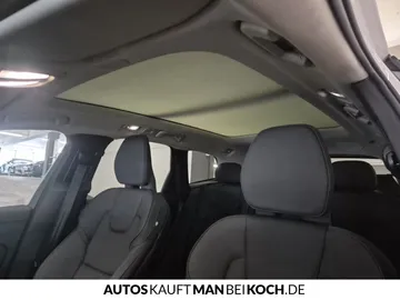 Car image 35