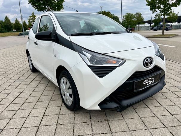 Toyota Aygo 53 kW image number 2