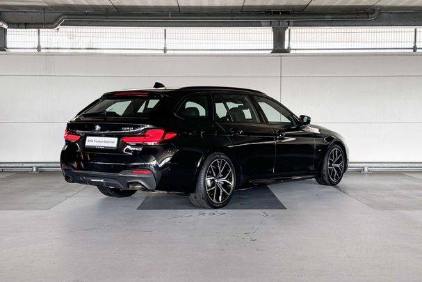 BMW 520i Touring 135 kW image number 6