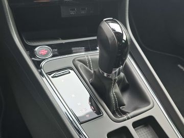 Car image 35