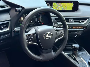 Car image 29