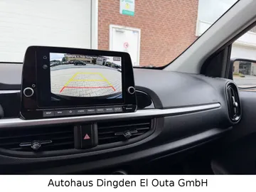 Car image 30