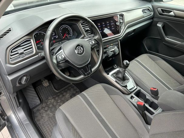 Volkswagen T-Roc 1.5 TSI ACT 110 kW image number 6