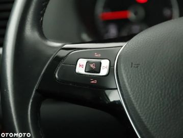 Car image 35