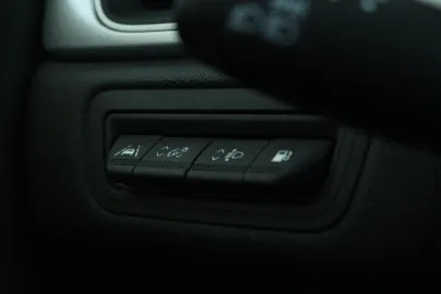 Car image 35