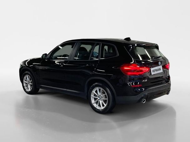 BMW X3 xDrive20d Advantage 140 kW image number 4