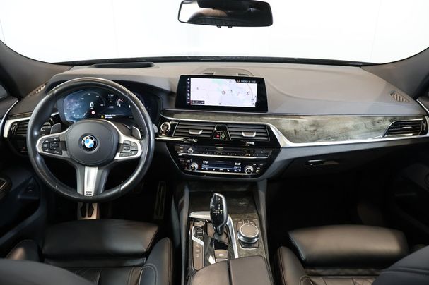 BMW 630d Gran Turismo 195 kW image number 7