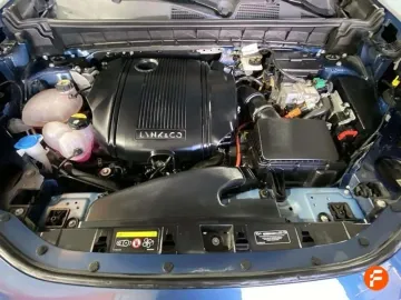 Car image 27
