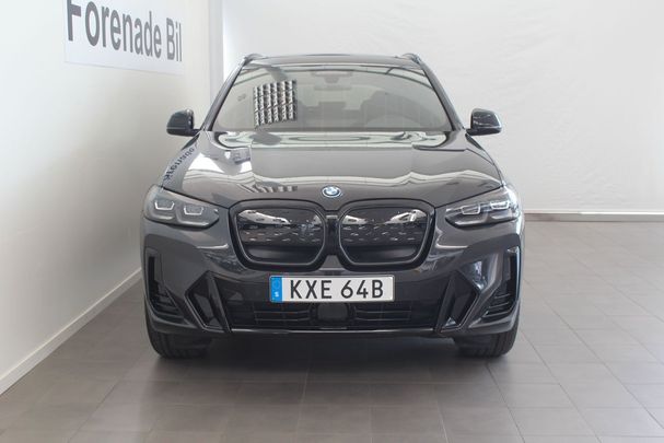 BMW iX3 M Sport 210 kW image number 2