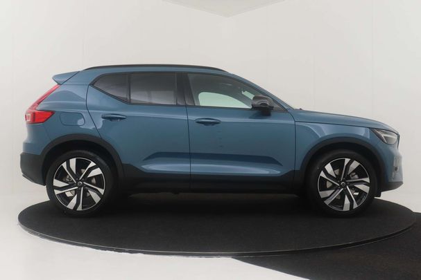 Volvo XC40 B3 Dark Ultimate 120 kW image number 19