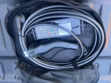 Car image 40