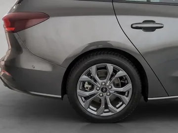 Car image 29