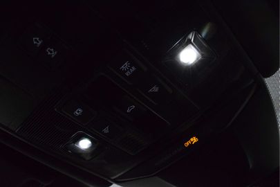 Car image 41