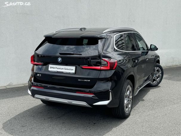 BMW X1 xDrive30e 240 kW image number 2