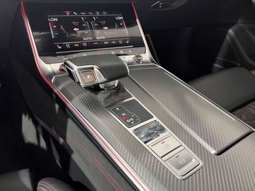 Car image 30