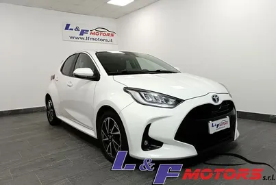 Car image 3