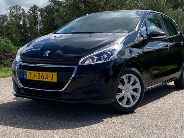 Peugeot 208 PureTech Active 60 kW image number 2