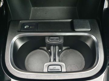 Car image 31