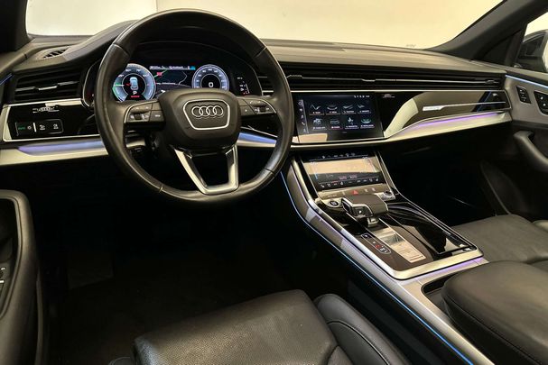 Audi Q8 55 TFSIe quattro 280 kW image number 3