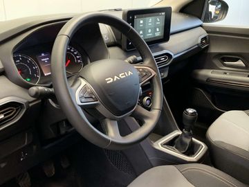 Car image 37