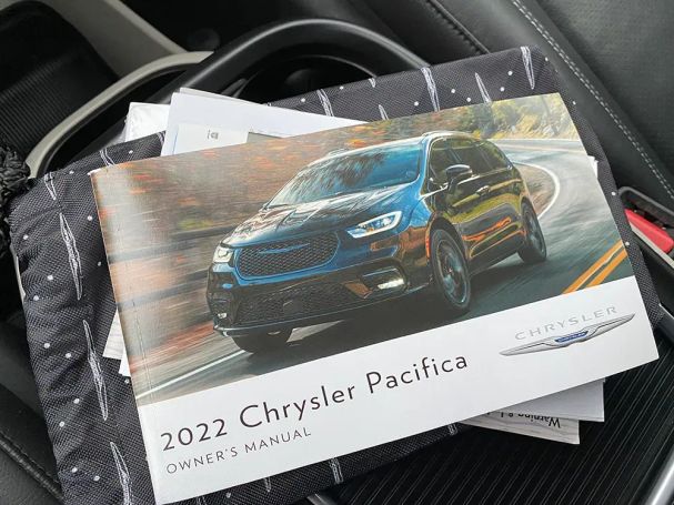 Chrysler Pacifica 208 kW image number 24