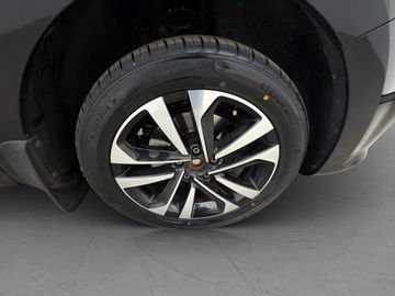 Car image 35