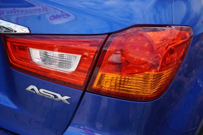 Car image 37