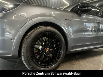 Car image 35