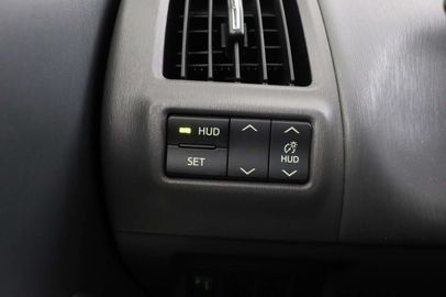 Car image 33