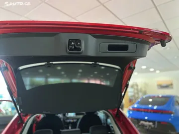 Car image 33