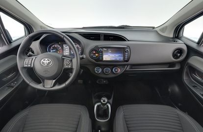 Car image 13