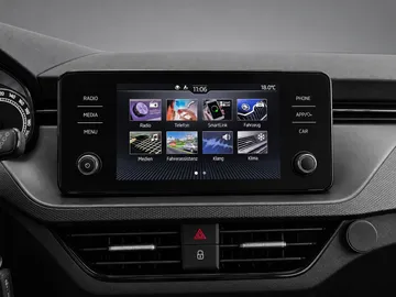 Car image 26