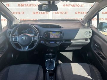 Car image 10