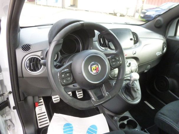 Abarth 695 132 kW image number 30