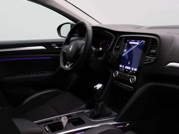 Car image 31