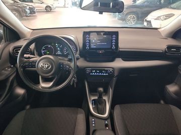 Car image 16