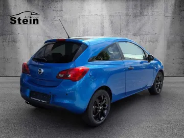Car image 5