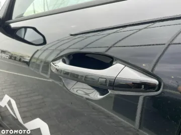 Car image 34