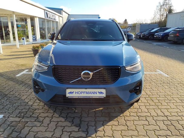 Volvo XC40 B3 Plus Dark 120 kW image number 7