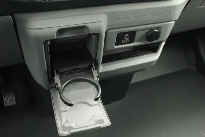 Car image 39