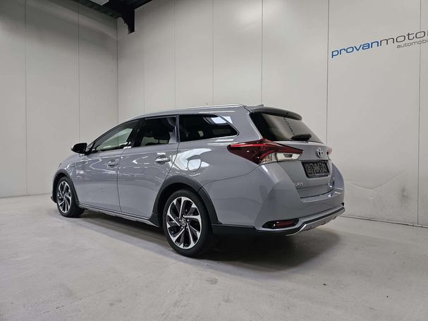 Toyota Auris Touring 1.8 Hybrid 100 kW image number 6